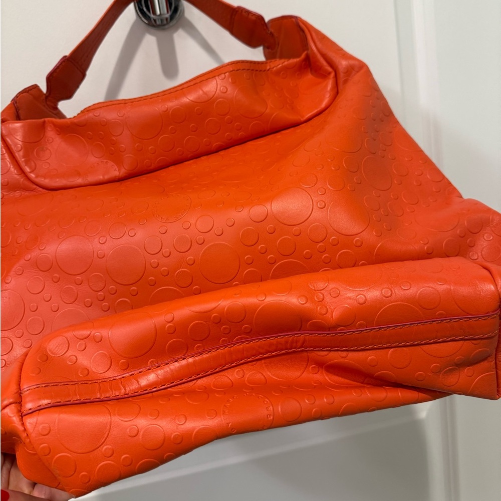 Rare Marc by Marc Jacobs Embossed Coral Leather Hobo Bag – High-Quality, Vintage - Picture 16 of 16